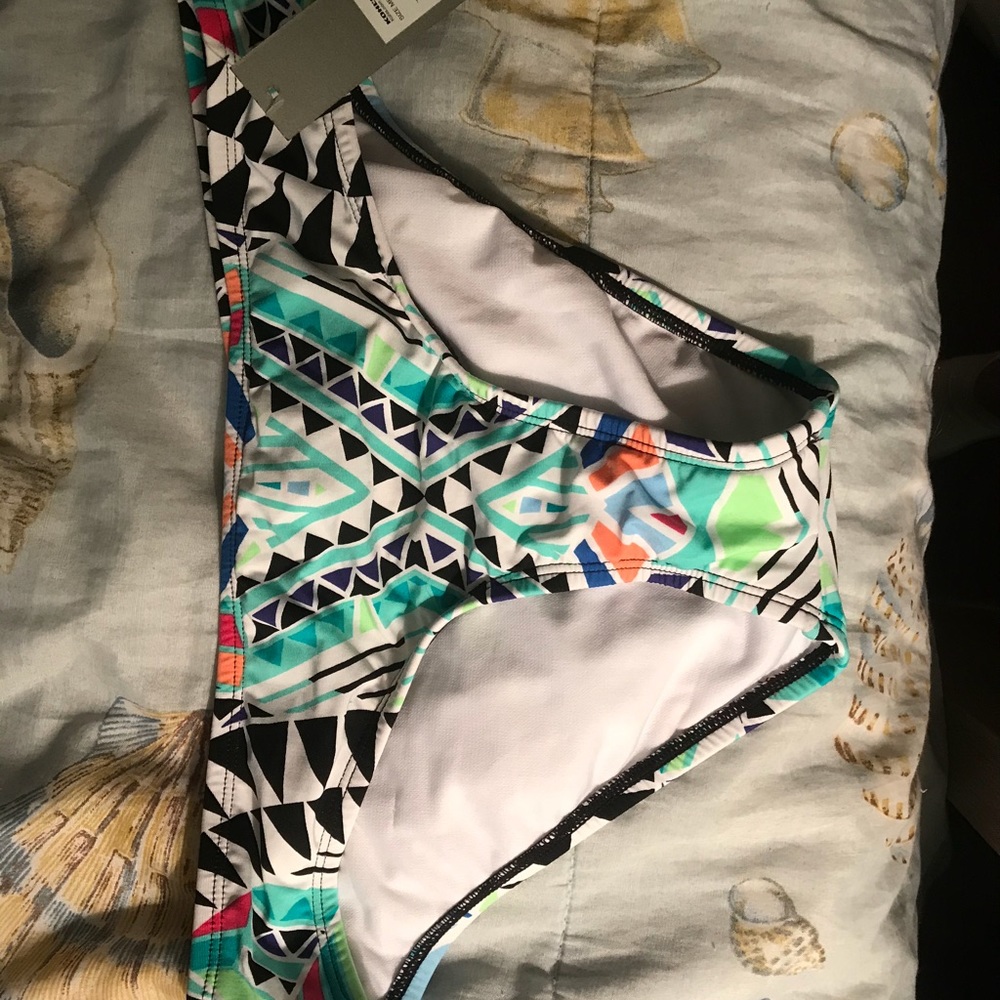 Very cute bikini bottoms